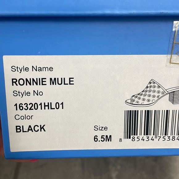 Jack Rogers Sandals - Picture 2 of 4